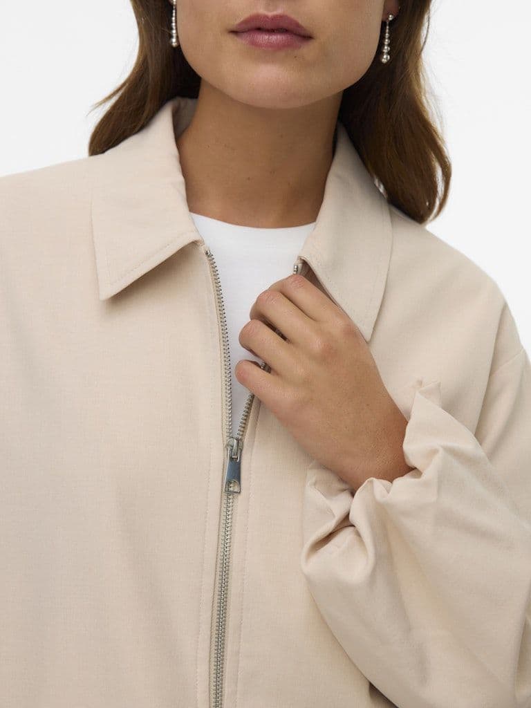 Vero Moda Nova Short Jacket | Oatmeal