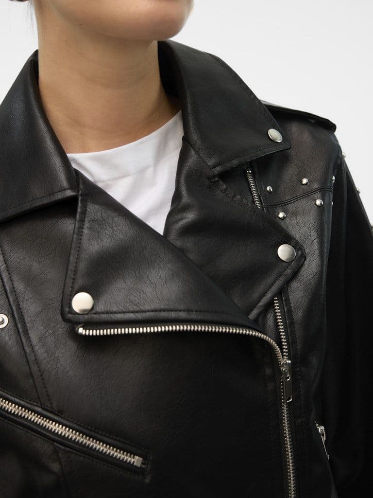 Vero Moda Ramon Annastud Short Coated Jacket| Black
