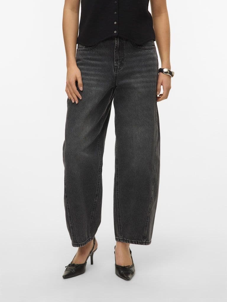 Vero Moda Zelda HR Barrel Denim Jeans | Black