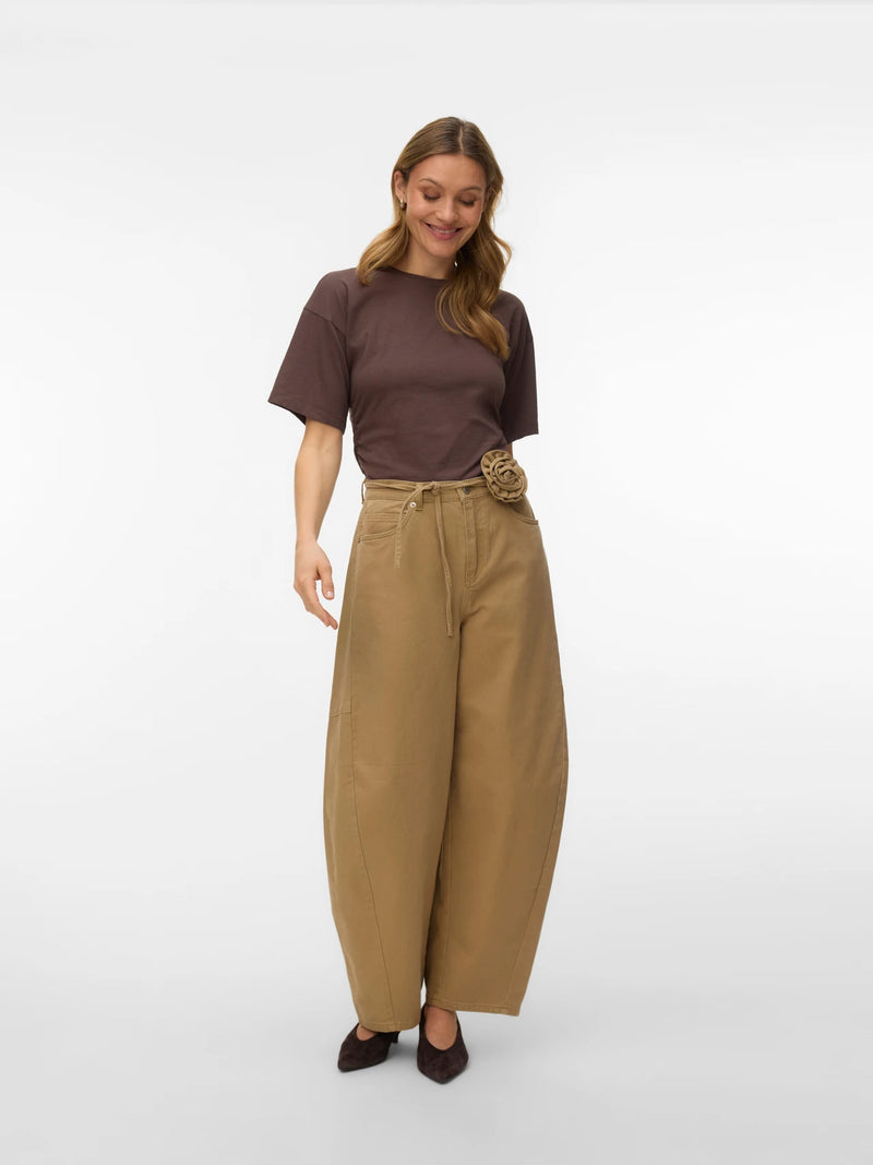 Vero Moda Kaitlin HR Wide Coloured Barrel Jeans| Kelp